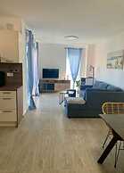 Blizina Mora II Modern Retreat