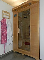 Holiday Apartment Deck Boat