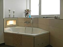 Holiday Apartment Deck Boat