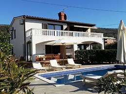 Mesmerising Apartment in Punat