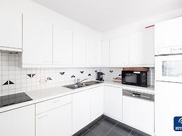 Apartment in De Haan With Garden