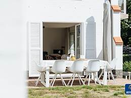 Apartment in De Haan With Garden