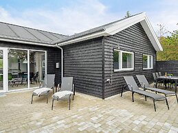 18 Person Holiday Home in Albaek