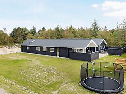 18 Person Holiday Home in Albaek