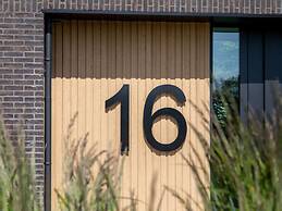 Romantic Getaway With Garden