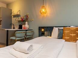 Romantic Getaway With Garden