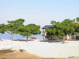 Sunny Pool Apartments - One Bedroom Apartment