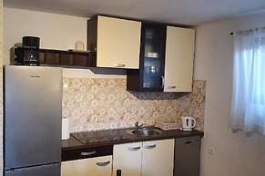 Sunny Pool Apartments - One Bedroom Apartment