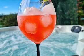 La Mia Storia With Hot tub