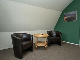 Holiday Home in De Cocksdorp With Garden