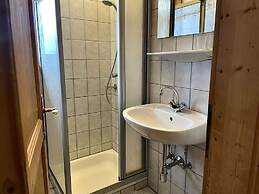 Lovely Apartment in Tropolach With Sauna