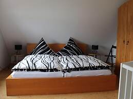 Dream on the Dike 2 Comfortable Vacation Home