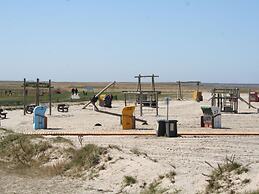 Dream on the Dike 2 Comfortable Vacation Home