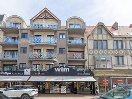 Studio Located on the 2nd Floor