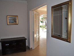Villa Mentine Modern Retreat