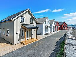 6 Person Holiday Home in Averoy