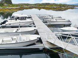 6 Person Holiday Home in Averoy