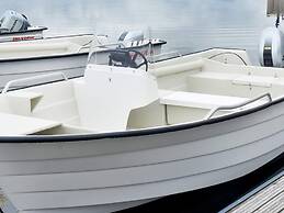 6 Person Holiday Home in Averoy