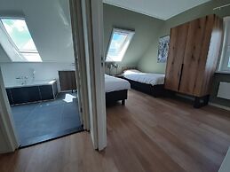 High-quality Luxury Villa on the Frisian Water