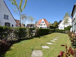 Cotanou V Villa in De Haan With Garden