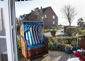 Small Sundblick by the sea in Lemkenhafen