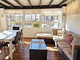 Nice Property With Shared Pool and Terrace