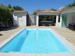 Modern Holiday Home With Private Pool and Garden