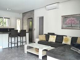 Modern Holiday Home With Private Pool and Garden