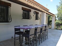 Modern Holiday Home With Private Pool and Garden