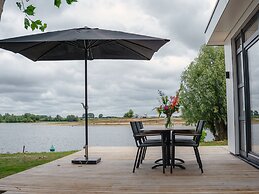 Luxury Holiday Home on the Water