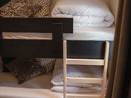 Luxury Holiday Home on the Water