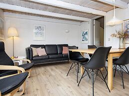 6 Person Holiday Home on a Holiday Park in Hemmet