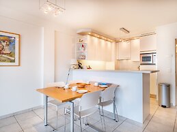 Les Petrels Apartment in Koksijde With Balcony