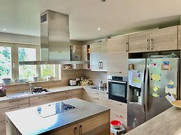 Charming Holiday Home With Garden