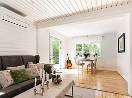 6 Person Holiday Home in Mariefred-by Traum