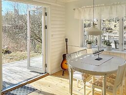 6 Person Holiday Home in Mariefred-by Traum