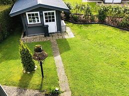 Frog Prince Modern Retreat