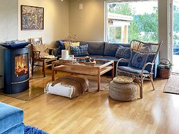 6 Person Holiday Home in Asenfjord-by Traum