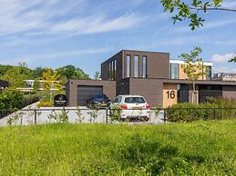 Romantic Garden Stay