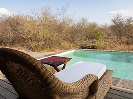 Villa in Hoedspruit With a Jacuzzi