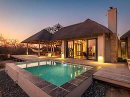 Villa in Hoedspruit With a Jacuzzi