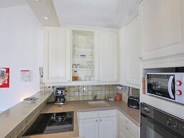 Modern Apartment in Port Grimaud Near the Beach