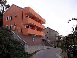 Apartments St Rialto - One Bedroom Apartment With Balcony and Sea View