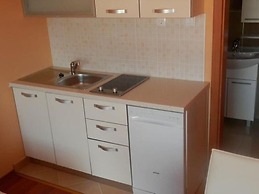 Apartments St Rialto - One Bedroom Apartment With Balcony and Sea View