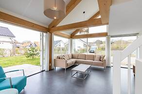 Holiday Home Near the Town Center of Renesse
