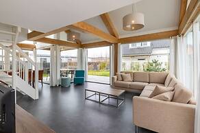 Holiday Home Near the Town Center of Renesse