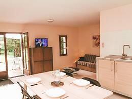 Modern Holiday Home With Dishwasher