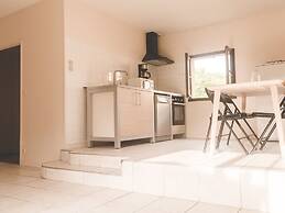Modern Holiday Home With Dishwasher