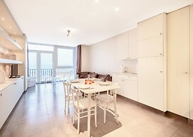 Apartment for 5 People With Garage