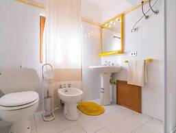 Spacious Holiday Home With Breathtaking Views